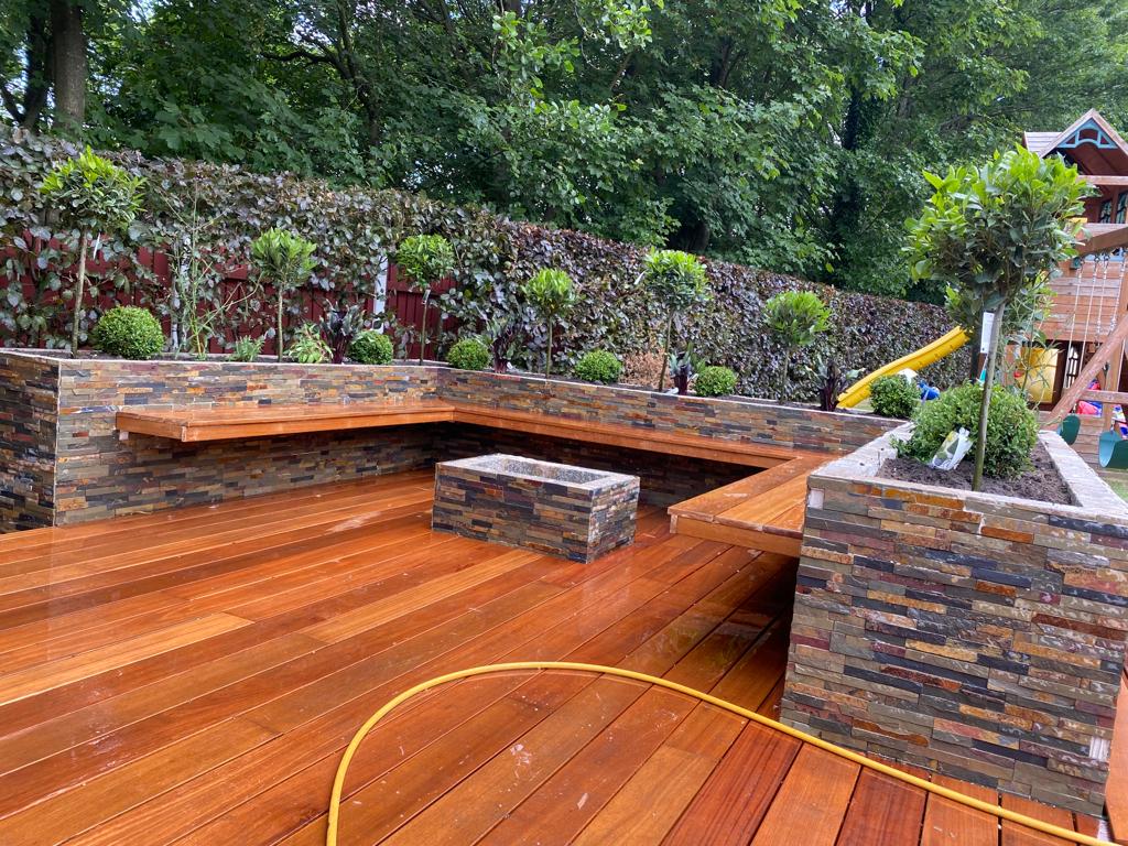 Decking to Your Home Garden